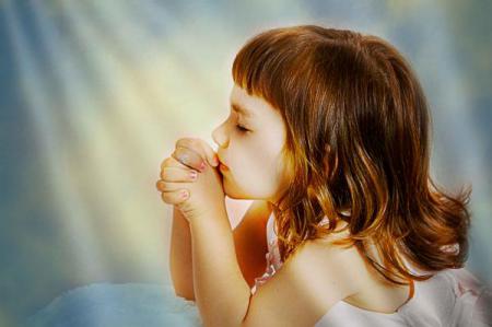 Enfant en prière 5